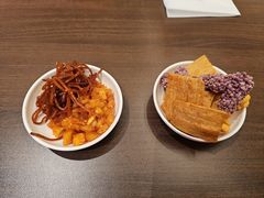 -顺溜·手工刀削面·黑金店(铜锣湾店)