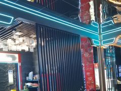-屋有岛沉浸游戏旗舰店(中山公园店)