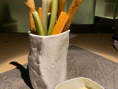 -穹六人间 people 6(岳阳路店)