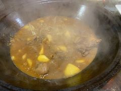 铁锅炖鹅-粗粮人家·东北菜(洋桥店)