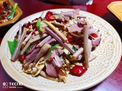 蕨菜炒腊肉-和福餐馆(西江古街店)