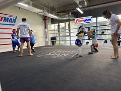 -FIGHTMAN格斗俱乐部(长宁临空店)
