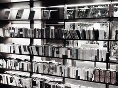 -二酉书店TOYOU BOOKS