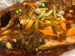 招牌香辣味清江鱼-鱼颜诱纸纸上烤鱼·蛙(龙湖天街店)