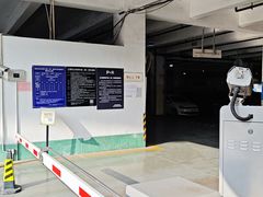 -沈杜公路站P+R停车场