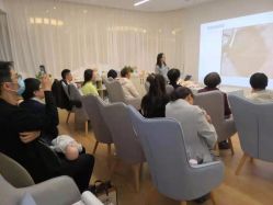 点击看大图 -慢脚印孕产中心(园区国金店)