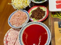 -沸炉重庆老火锅(军事博物馆店)