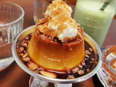 -Café Monson
