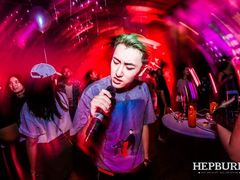 -简奥斯汀·赫本酒吧
