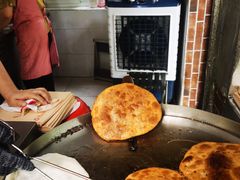 -安工大饼庞家肉饼