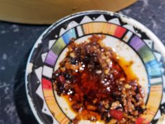 -老牌坊云南鱼豆花火锅(哈西万达店)