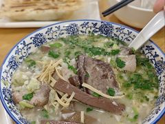 -八百里牛肉汤(盖饭·锅贴·万象城店)