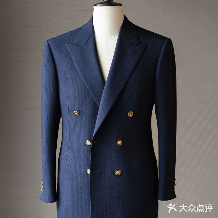 Clarance Wong 王家西服定制