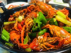 香辣小龙虾-每食每刻·皖北新民地锅鸡