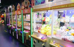 -太空学院儿童娱教乐园(中华广场店)