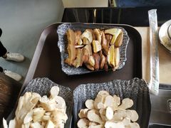 -蘑统田下·野生菌火锅