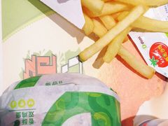 -德克士(中心医院店)