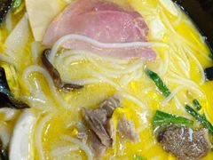 -桥香园过桥米线(国贸店)