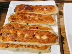 韭菜鸡蛋火烧-左邻右舍褡裢火烧(石榴园店)