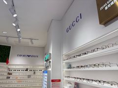 -美式眼镜·授权蔡司.依视路.尼康.豪雅.明月(南翔印象城店)