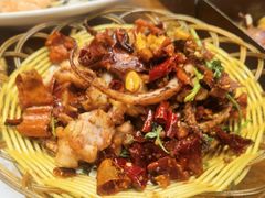 -老东镇啤酒屋海鲜加工·蒸汽海鲜·海鲜烧烤(台东店)