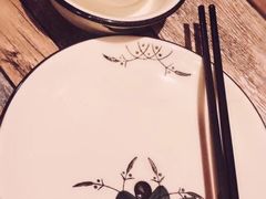 -虾弄弄海派小龙虾·牛羊蝎子火锅