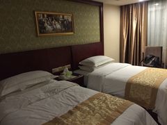 -维也纳酒店(桂林万象城火车站店)
