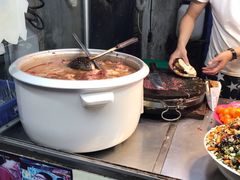 -清真马乐贝腊牛肉蛋黄菜夹馍(马蓉洒金桥店)