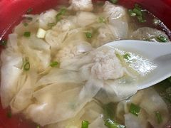 -张阿三馄饨店