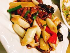 -喜乐餐厅•灯笼虾球首创者•本地小海鲜(二马路店)