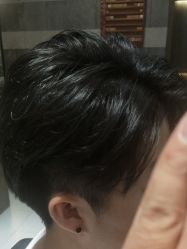 -首脑美发沙龙