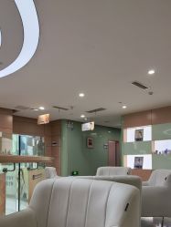 -重庆联合丽格美容医院