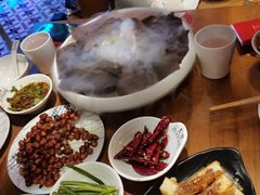 -红牌美蛙鱼头火锅(万辉国际广场店)