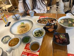 -馋三尺蟹粉小笼(人民广场店)