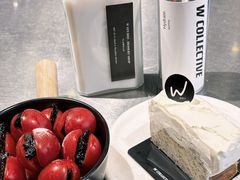 -W COLLECTIVE  DESSERT SHOP