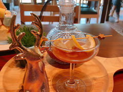 -Chom Cafe and Restaurant