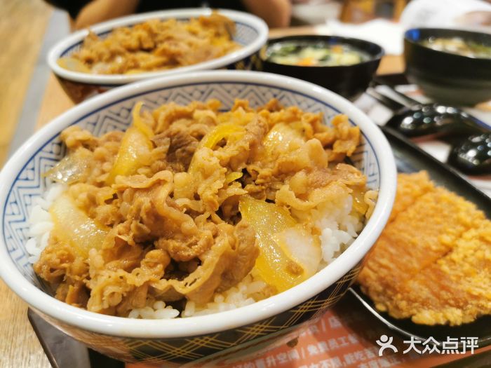 吉野家(南昌铜锣湾店)招牌牛肉饭图片