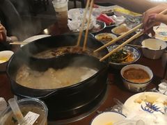 -亿诣蝎府炸酱面羊蝎子火锅(酷车小镇店)