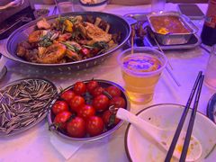 -海盗船. 龙虾烧烤. 酒馆