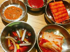 小菜-姜虎东白丁烤肉(虹桥天地店)