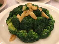 蒜蓉西兰花-宜宾海鲜酒家·三十年老字号