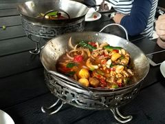 -河畔春天时尚餐厅