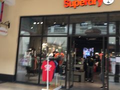 -王府井奥莱临潼小镇(临潼店)
