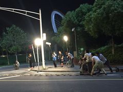 -南京眼步行桥
