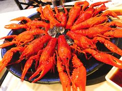 -虾弄弄海派小龙虾·牛羊蝎子火锅