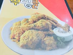 -BHC炸鸡(明洞总店)