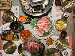 -草家酱蟹炭火烤肉店(珲春南路一店)