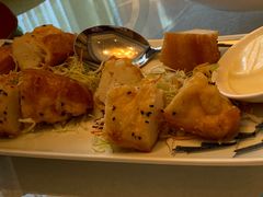 香酥墨鱼油条-青岛香格里拉·香宫中餐厅