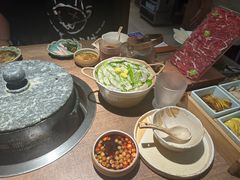 -蘑界·野生菌火锅(深业上城店)