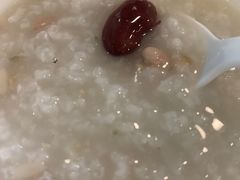 -麦当劳(新城市广场店)